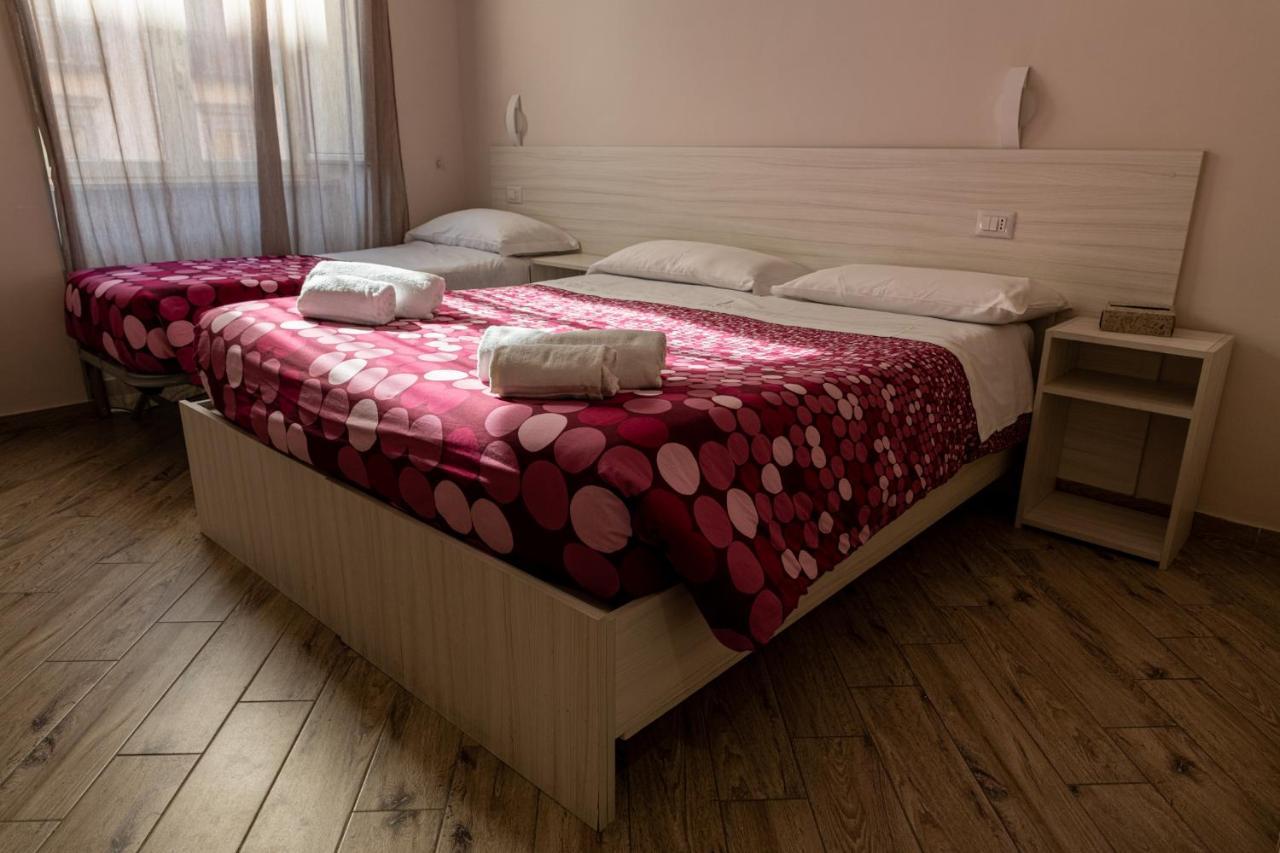 B&B Alla Ferrovia Nápoly Kültér fotó
